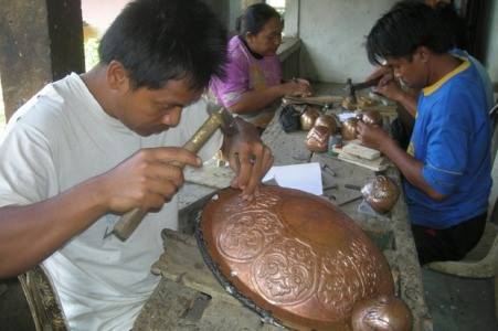 kerajinan tembaga dan kuningan Tumang Boyolali