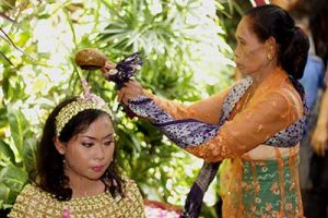 Ritual-Siraman-pengantin-jawa