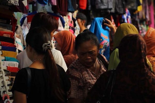 Pasar-Klewer-Tempat-Belanja-Batik-di-Solo