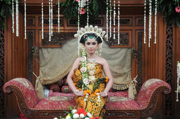 rias pengantin solo basahan