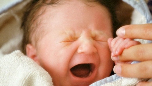 bayi-sering-menangis