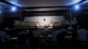 ruwatan-sukerto-wayang-kulit