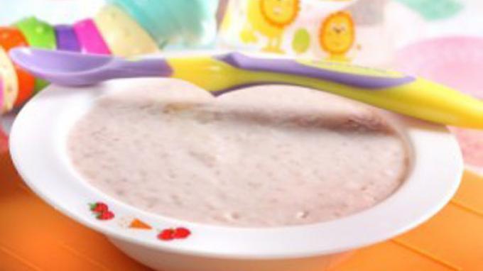 Bubur Beras Merah Untuk MPASI - memberikan mpasi