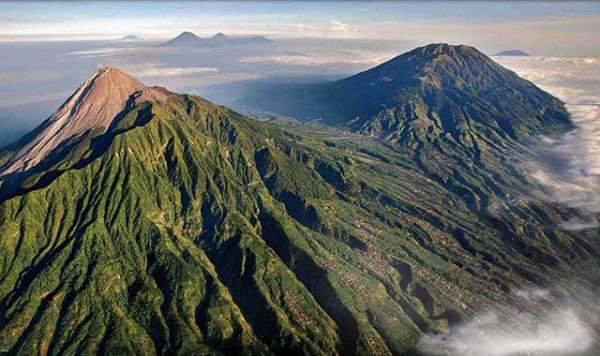 tempat wisata boyolali gunung merapi dan merbabu