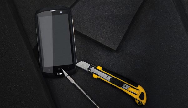 Peralatan-yang-lengkap-untuk-menunjang-kelancaran-bekerja