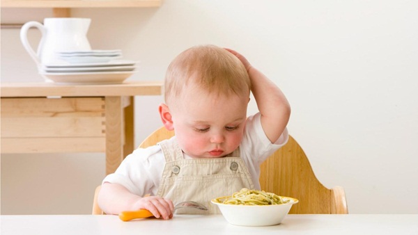 meningkatkan nafsu makan bayi - picky eater