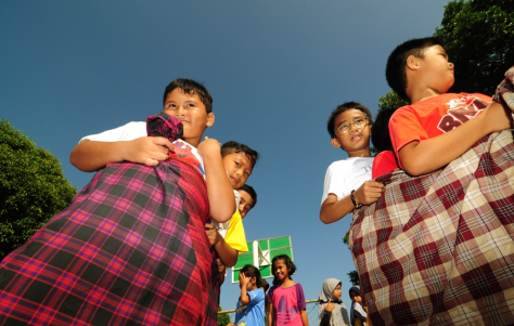 lomba 17 agustus balap sarung